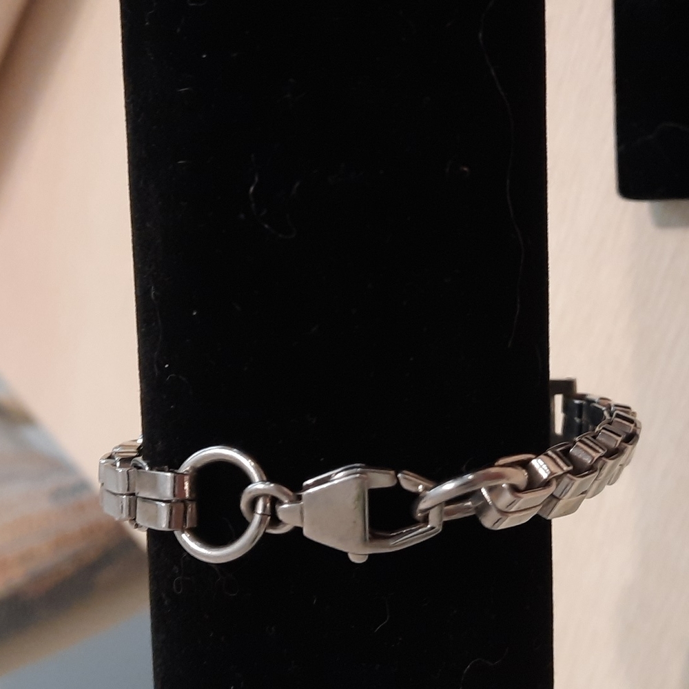 Bracelet - Picture 3 of 4